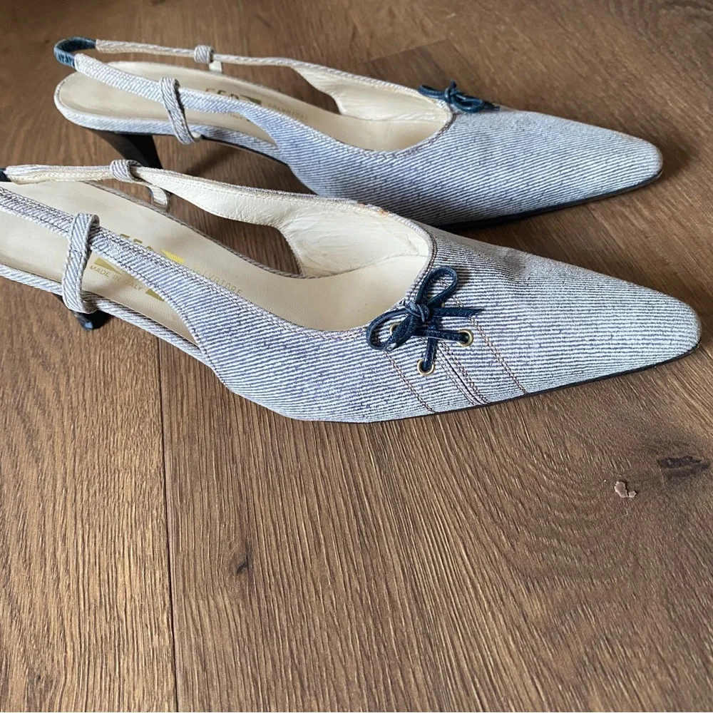 Salvatore Ferragamo Women's blue and Gray Heels - Picture 2 of 7